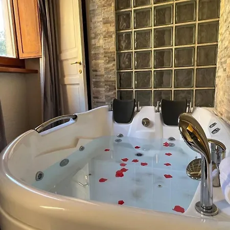 Domus Flaminia With Jacuzzi דירה *